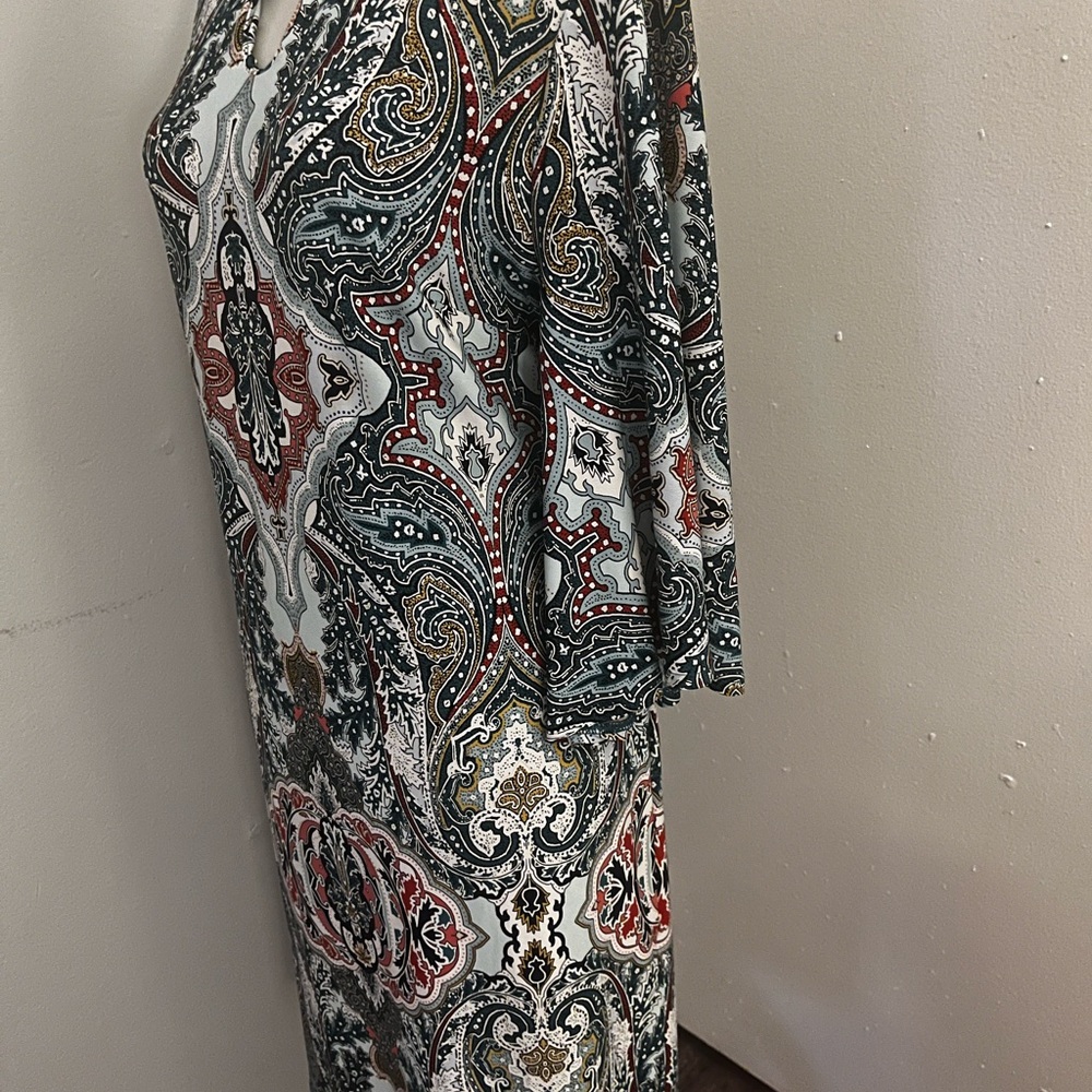 Chico's Teal, Burgandy and White Sheath Dress with Bell Sleeves - Picture 4 of 11